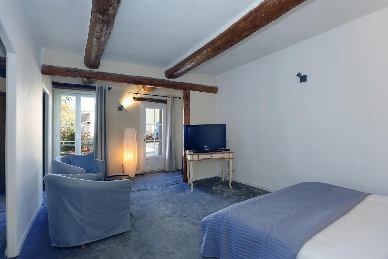 Bed and Breakfast Le Cheval Blanc La Bastide-des-Jourdans Exterior foto