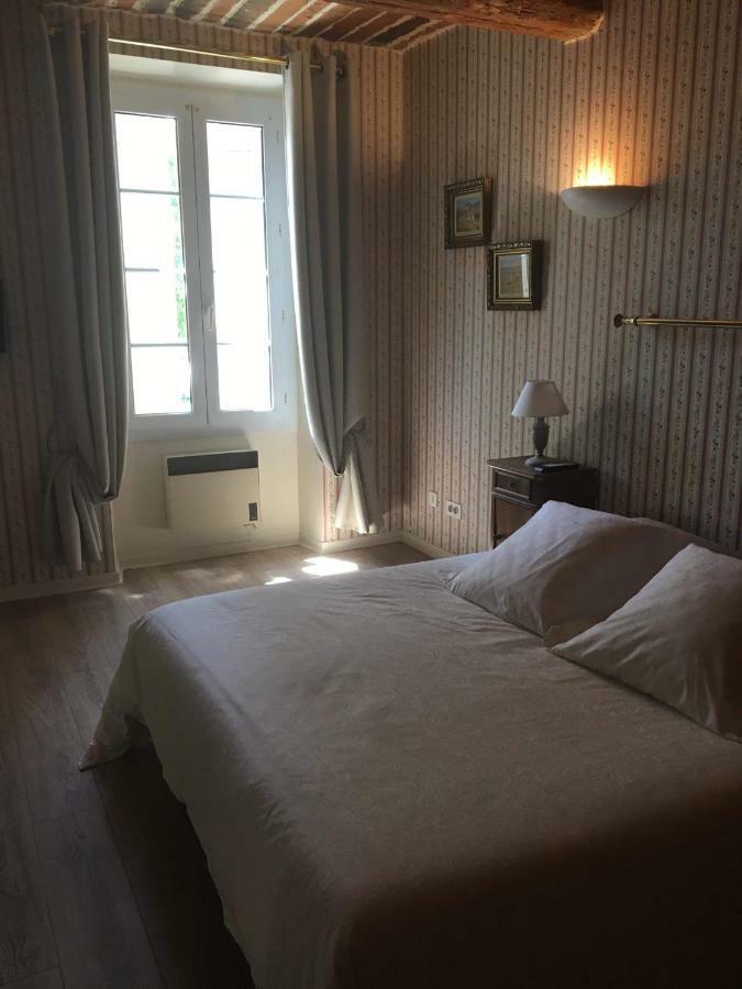 Bed and Breakfast Le Cheval Blanc La Bastide-des-Jourdans Exterior foto